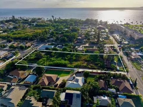 16 Waipuilani Rd, Kihei, HI 96753