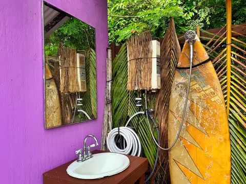 Bath - 12-126 Mapuana Ave, Pahoa, HI 96778 photo 1 of 2