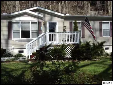 906 Lequire Rd, Townsend, TN 37882 photo 1
