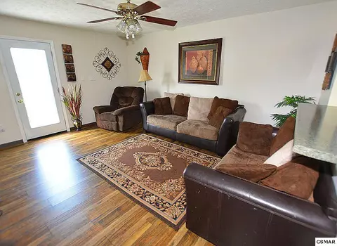 902 Sharp Rd, Sevierville, TN 37876 photo 8