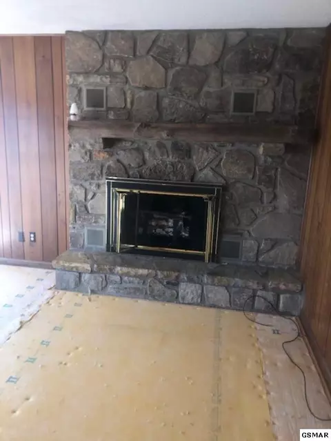 448 Sharon Dr, Pigeon Forge, TN 37863 photo 9