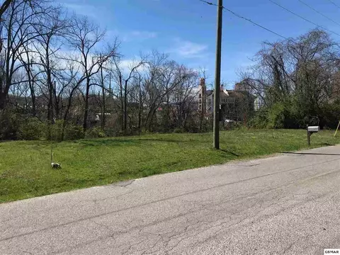 3316 Old Mill St, Pigeon Forge, TN 37863 photo 1