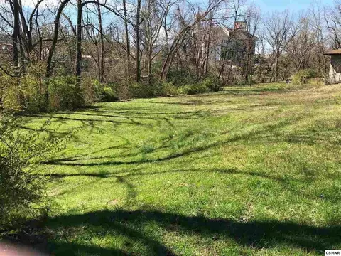 3316 Old Mill St, Pigeon Forge, TN 37863 photo 3