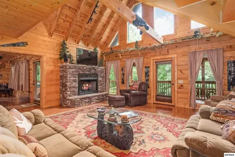 2324 Bogle Spring Loop, Sevierville, TN 37862 photo 5