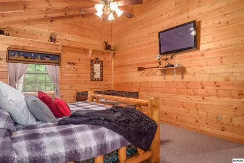 2324 Bogle Spring Loop, Sevierville, TN 37862 photo 14