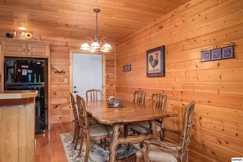 2324 Bogle Spring Loop, Sevierville, TN 37862 photo 8