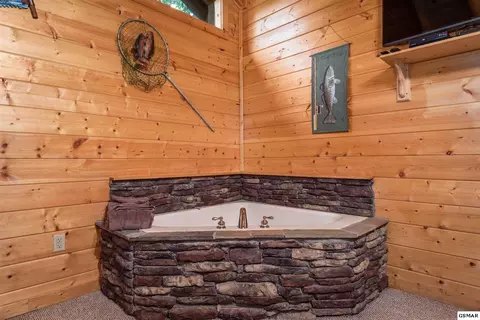 2324 Bogle Spring Loop, Sevierville, TN 37862 photo 18