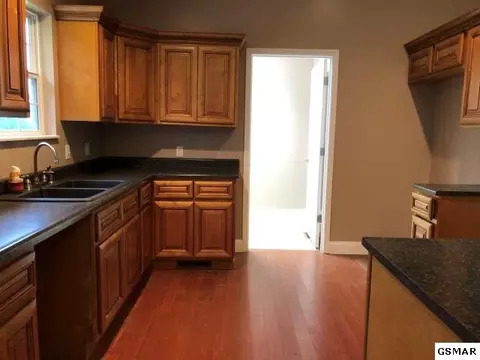 7546 Kathryn Cir, Talbott, TN 37877 photo 4