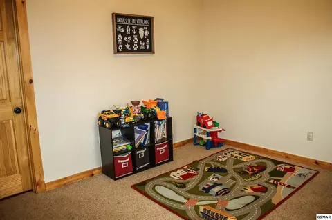 4335 Forest Ridge Way, Pigeon Forge, TN 37863 photo 28