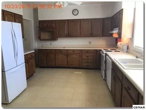 7644 Greenbriar Rd, Talbott, TN 37877 photo 3