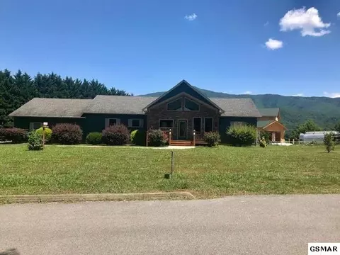 4036 Roundtop Dr, Sevierville, TN 37862 photo 1