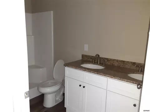 633 Sharp Rd, Sevierville, TN 37876 photo 5