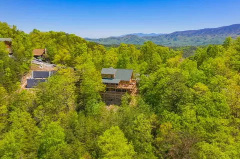 4475 Stackstone Rd, Sevierville, TN 37862 photo 14