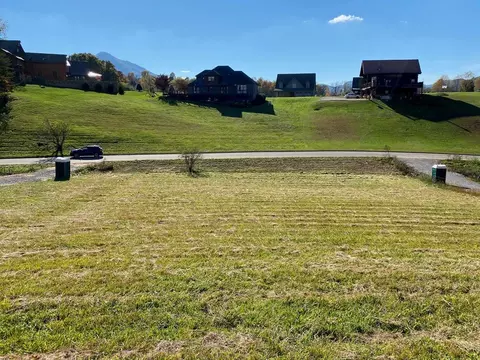 Lot 70 Clear Valley, Sevierville, TN 37862