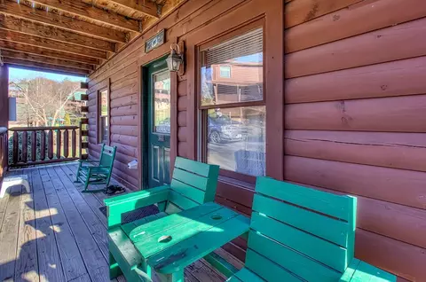 1663 Little Cabin Loop, Sevierville, TN 37862 photo 13