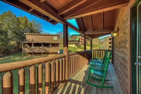 1663 Little Cabin Loop, Sevierville, TN 37862 photo 15