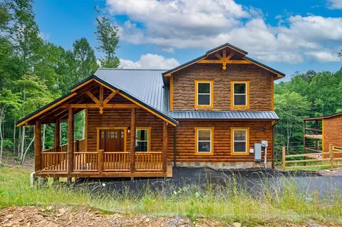 1918 Pine Ct, Sevierville, TN 37876