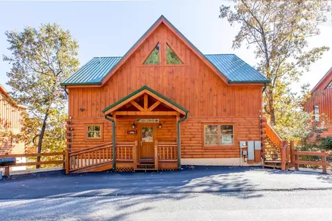 4335 Forest Ridge Way, Pigeon Forge, TN 37863 photo 1