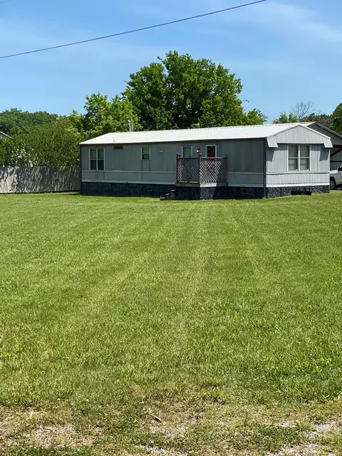 313 Lonesome Pine Rd, Bybee, TN 37713