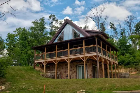 960 Street Of Dreams Way, Gatlinburg, TN 37738