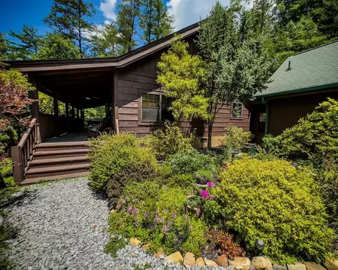 2813 Piney Cove Way, Sevierville, TN 37862