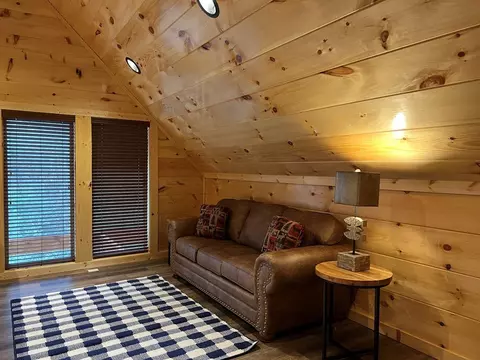 813 String Run Way, Pigeon Forge, TN 37863 photo 18