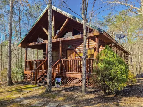 1514 Hidden Cir, Sevierville, TN 37876