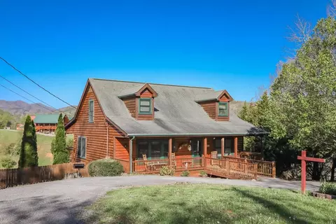 3320 Robeson, Sevierville, TN 37862