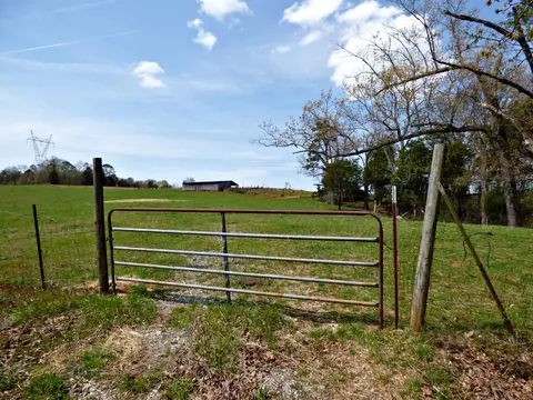 33 5 Ac 1440 Valley Home Rd, Dandridge, TN 37725