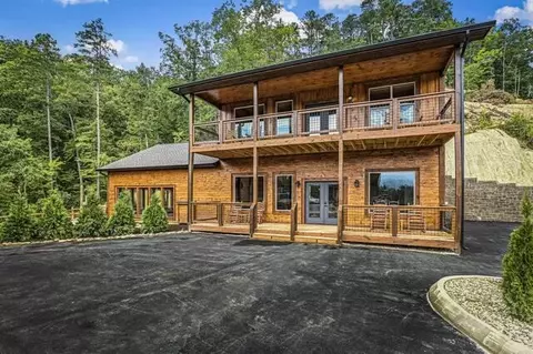 4540 Shangrila Way, Sevierville, TN 37876