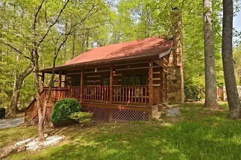 2881 Mcmahan Sawmill Rd, Sevierville, TN 37862