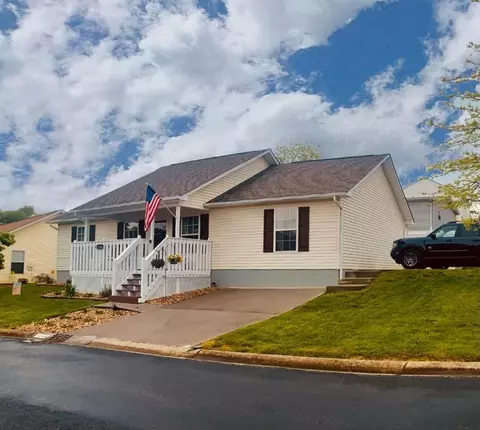 1246 Santa Anita Way, Sevierville, TN 37876