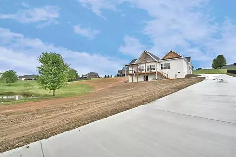2039 Kentucky St, Seymour, TN 37865