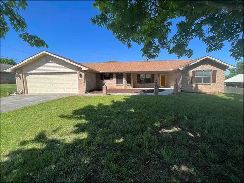 1408 Little Kaycee Dr, Sevierville, TN 37876
