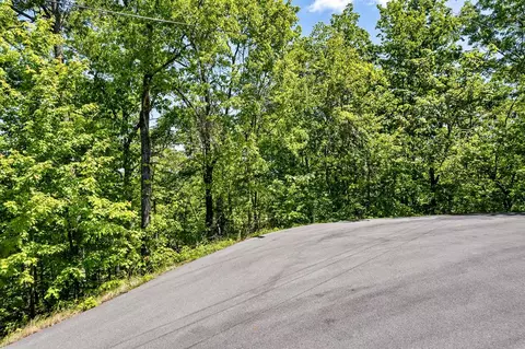 Misty Ct, Sevierville, TN 37862