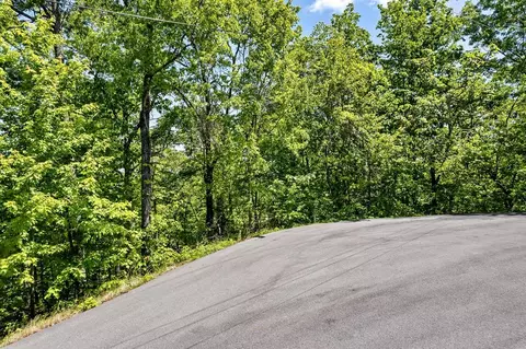 Misty Court, Sevierville, TN 37862