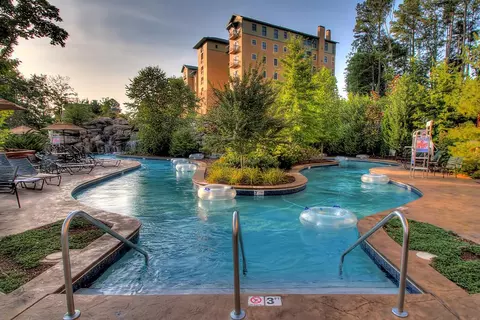 212 Dollywood Ln UNIT 446, Pigeon Forge, TN 37863