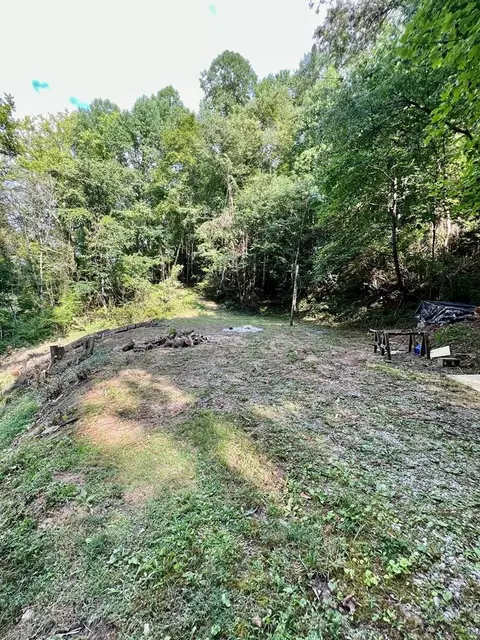 3348 Camp Smoky Ln, Sevierville, TN 37876