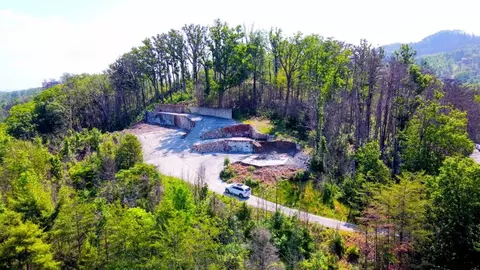 2343 Headrick Lead, Sevierville, SD 37862
