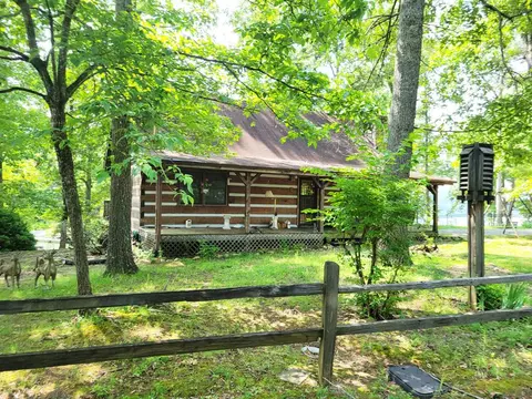 2223 Clover Way, Dandridge, TN 37725