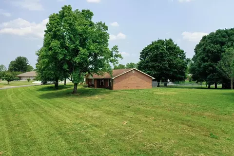 1053 Valley View Cir, Sevierville, TN 37876