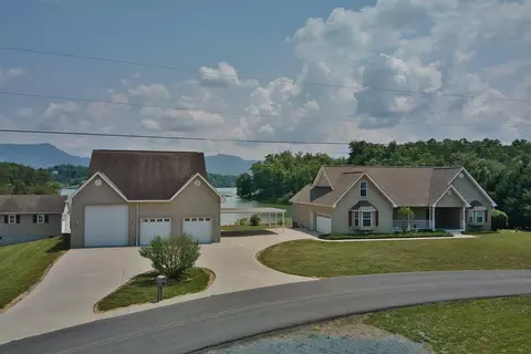 2546 Hills Chapel Rd, Dandridge, TN 37725