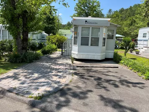 4229 E Parkway Lot #226, Gatlinburg, TN 37738