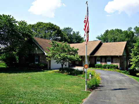 785 Lakewood Dr, Jefferson City, TN 37760