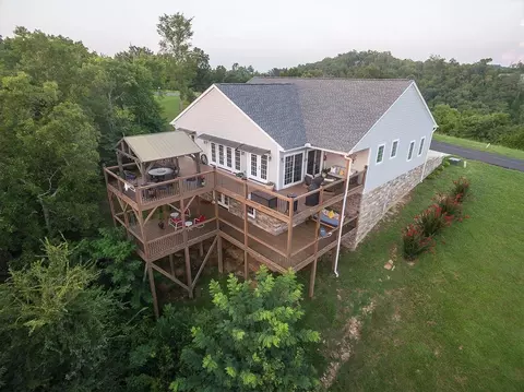 2048 Ivy Way, Newport, TN 37821