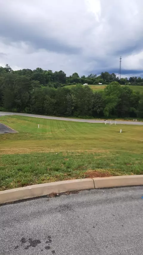Rainbow Ridge, Sevierville, TN 37862