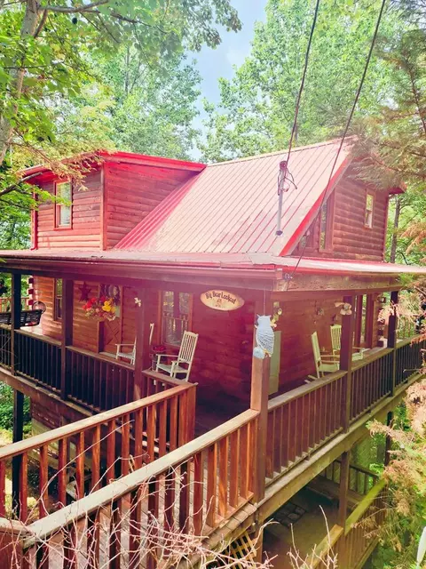 2157 Red Bud Rd, Sevierville, TN 37876