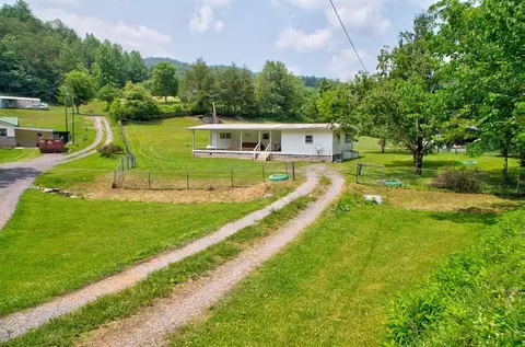 1445 Dockery Hollow Rd, Sevierville, TN 37876