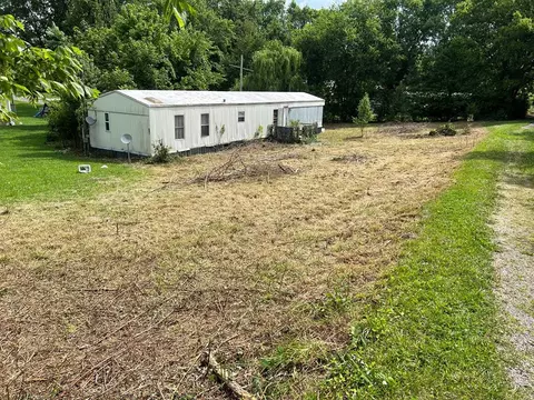 710 Thompson St, Newport, TN 37821