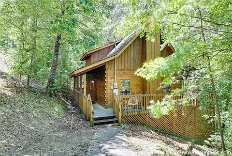 3336 Twin City Way, Pigeon Forge, TN 37863